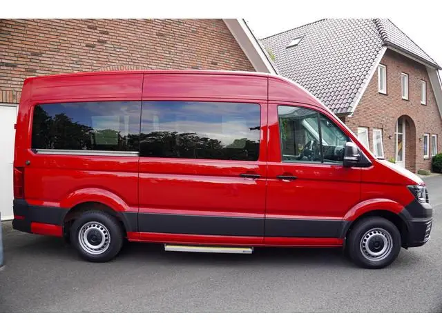 Volkswagen Crafter 2.0 TDI 140 PK L3H3 Rolstoelbus