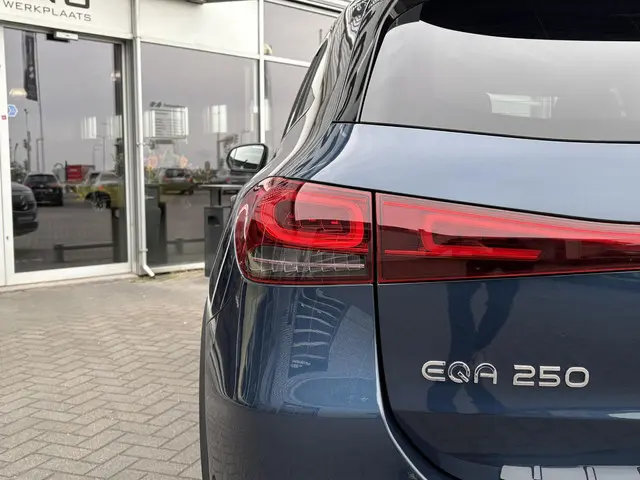 Mercedes-Benz EQA