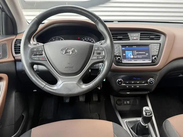 Hyundai i20 1.0 T-GDI Comfort 2e Eigenaar|Camera|Cruise|Trekhaak|PDC|Navi|Clima|Elek ramen|N.A.P|APK...