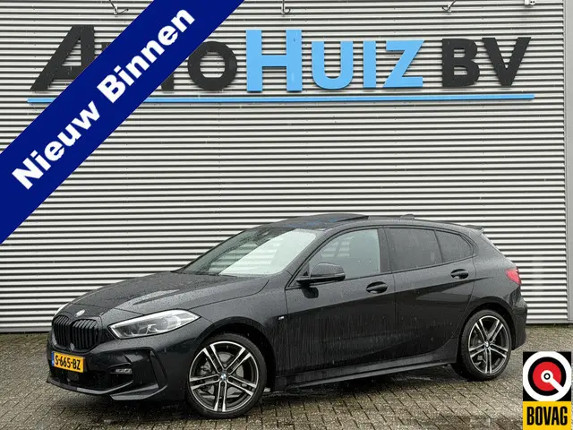 BMW 1-serie 118i M Sport Leder Panoramadak Adaptieve Led Keyless Entry HiFi-speakersysteem Carplay A...