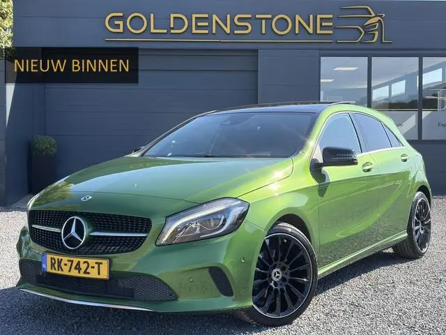 Mercedes-Benz A-klasse 160 Ambition Automaat l Dealer Onderhouden l Pano l Carplay l Stoelverw l Nav...