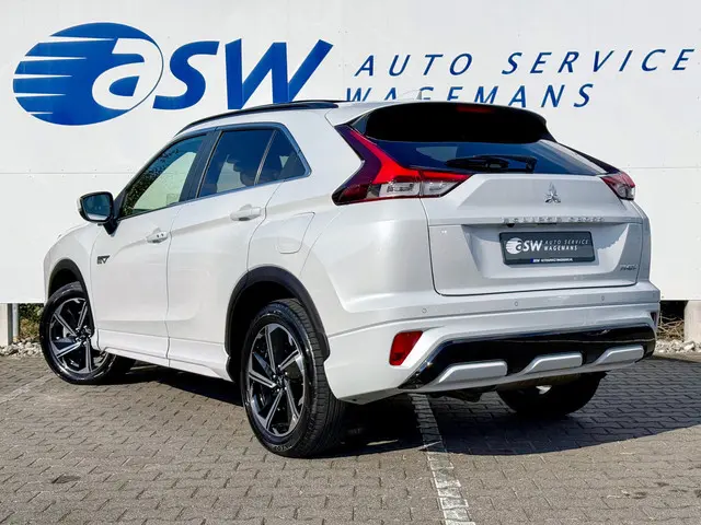 Mitsubishi Eclipse Cross 2.4 PHEV Instyle | Pano | CarPlay | ACC | 360* Camera | Leder | HUD