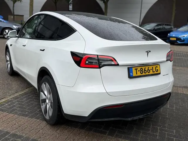 Tesla Model Y Long Range AWD 75 kWh SOH 95% | ORIGINEEL NEDERLANDSE AUTO | 1E EIGENAAR | TESLA GARAN...
