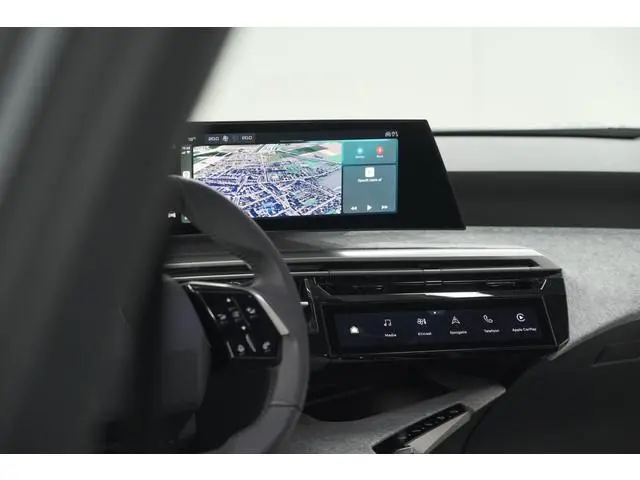 Peugeot 5008 Hybrid 136 e-DCS6 Allure | 7 Zitplaatsen | Camera | Stoelverwarming | Panoramic Navigat...