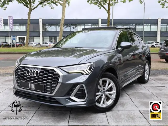 Audi Q3 Sportback 45 2x S-Line Panodak | 360° | Virtual | Keyless | Elektrische kofferklep | Matrix...