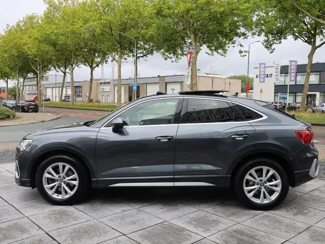 Audi Q3 Sportback 45 2x S-Line Panodak | 360° | Virtual | Keyless | Elektrische kofferklep | Matrix...