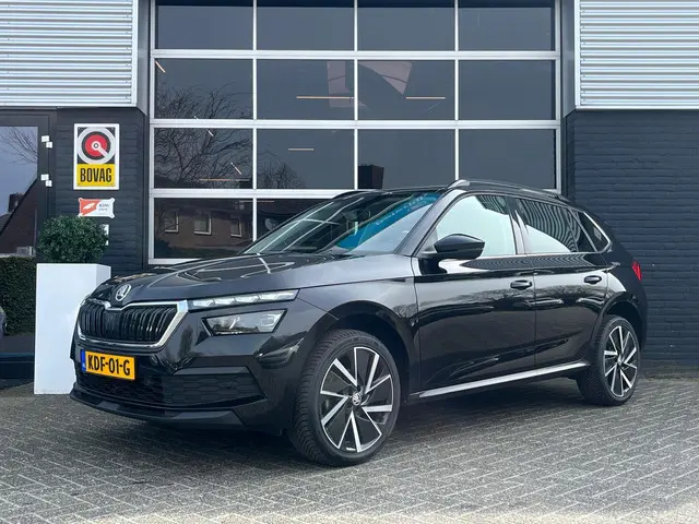 ŠKODA Kamiq 1.0 TSI Business, Automaat, Cruise, CarPlay, Pano, Camera, Virtual Cockpit, Trekhaak