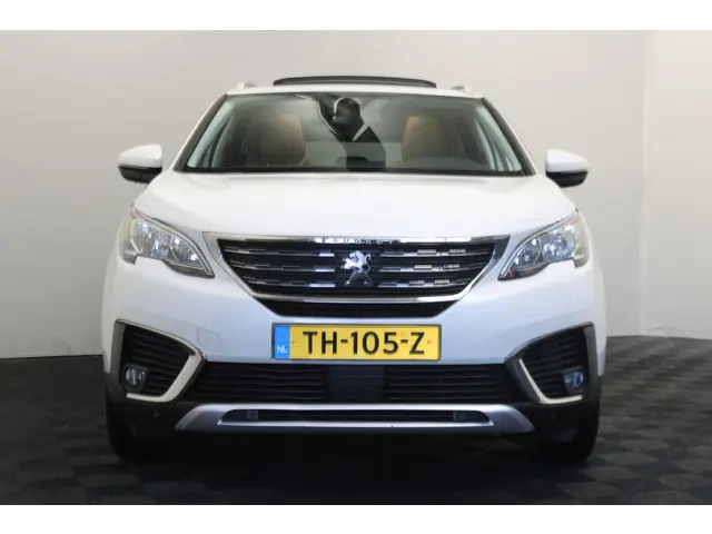 Peugeot 5008 1.2 PureTech Allure |Pano|Leder|Stoelverw.| *Pasen Geopend!*