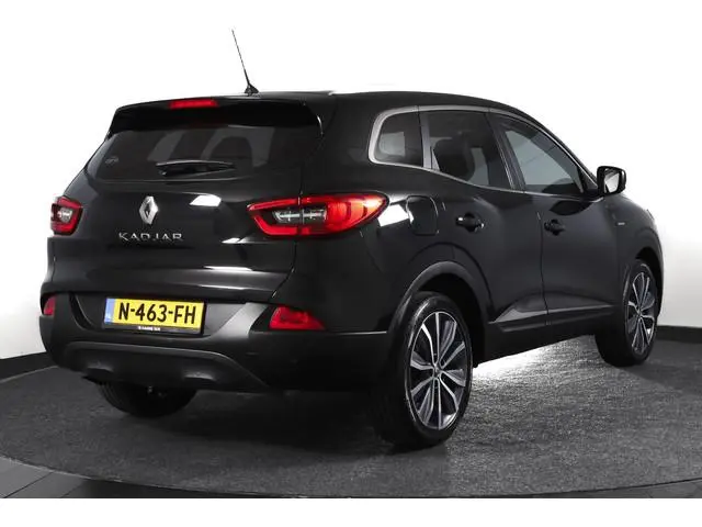Renault Kadjar 1.2 TCe 130 PK Bose | Dig. Cockpit | Cruise | Stoel-+Voorruitverw. | PDC | NAV | ECC...