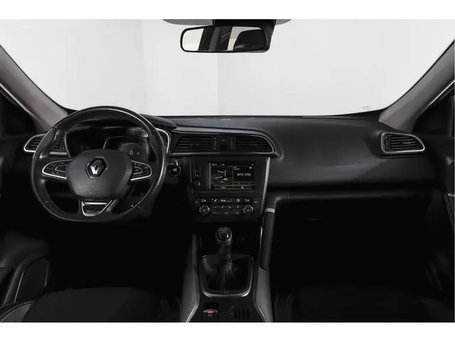 Renault Kadjar 1.2 TCe 130 PK Bose | Dig. Cockpit | Cruise | Stoel-+Voorruitverw. | PDC | NAV | ECC...