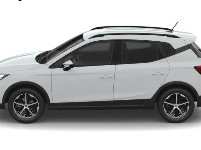 SEAT Arona Style 1.0 EcoTSI 70 kW / 95 PK SUV 5 versn. hand. | 'Design Machined' 16 inch | Safe & Dr...