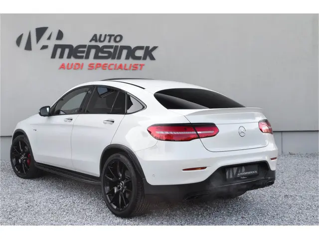 Mercedes-Benz GLC-klasse Coupé AMG 43 4MATIC / Luchtvering/ Schuifdak/ Burmester