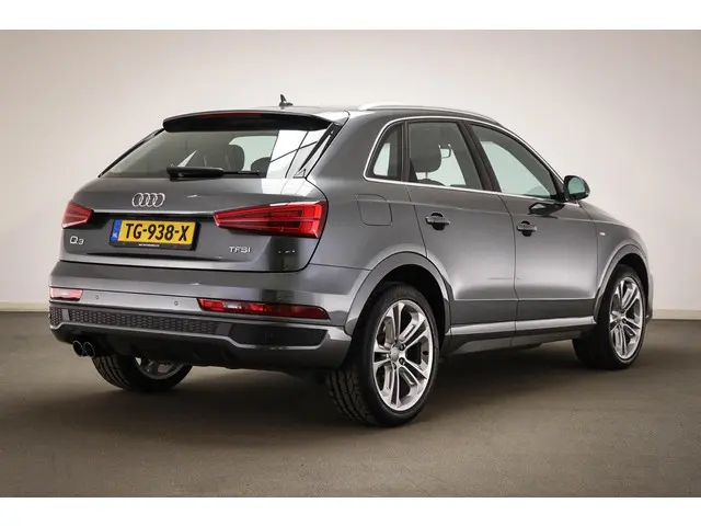 Audi Q3 1.4 TFSI CoD Sport Advance Sport | LED | HALF LEDER | 19"