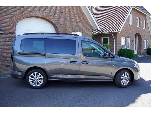 Volkswagen Caddy Maxi 1.5 TSI Hybride Life 7 Zits Apple Carplay Stoelverwarming Achteruitrijcamera