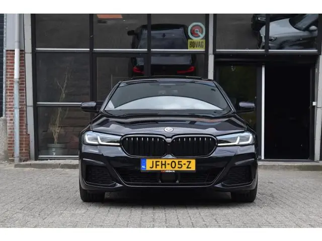 BMW 5-serie 545e xDrive M-Sport Pano Laser H&K HUD Keyless Trekhaak