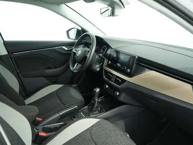 Skoda Scala 1.0 TSI First Edition | Pano | Stoelverwarming | Clima | Cruise | Carplay |