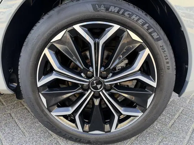 DS DS 4