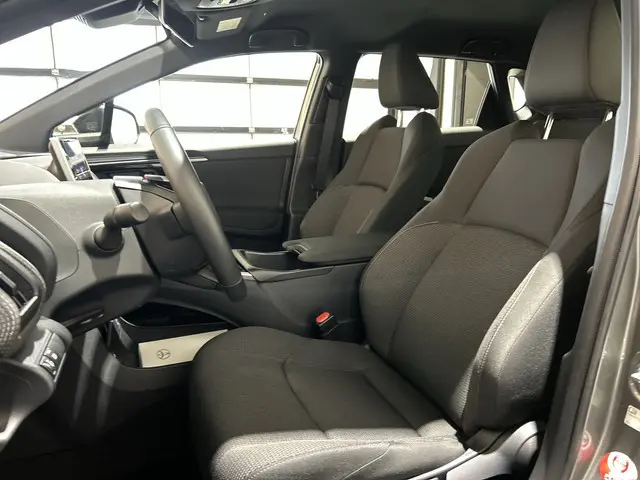 Toyota bZ4X Active 71 kWh LED verlichting | 18 inch LM velgen Soh (batterijcheck) waarde 99,9%