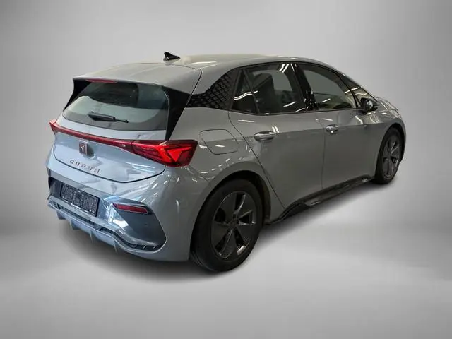 CUPRA Born Impulse 62 kWh / 204pk · SOH 93,2% ·  Camera · Apple/Android Car Play · Navigatie · P-Sen...