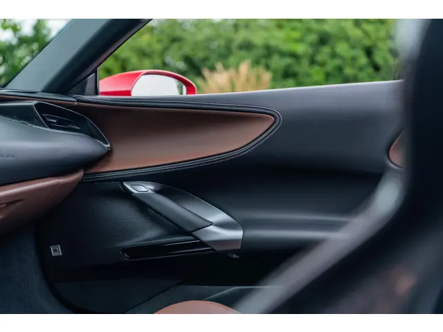 Ferrari SF90 Spider