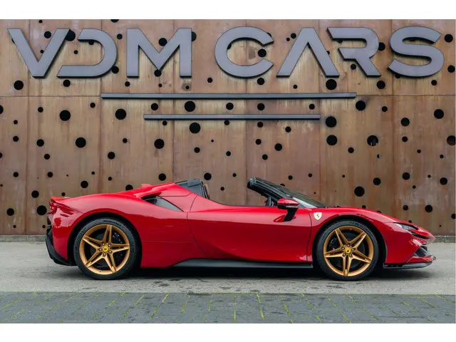 Ferrari SF90 Spider