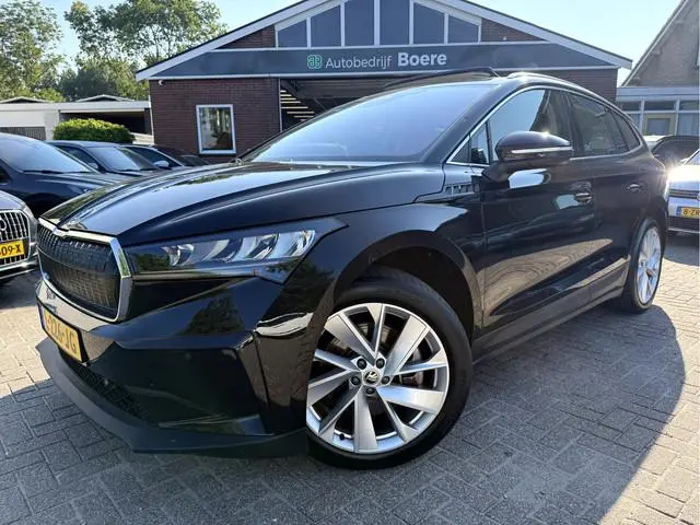 ŠKODA Enyaq iV 80 SOH 92 %, Panoramadak, Trekhaak, Warmtepomp