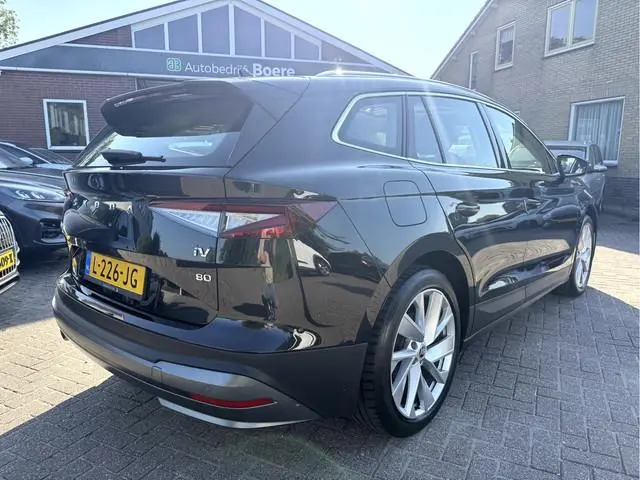 ŠKODA Enyaq iV 80 SOH 92 %, Panoramadak, Trekhaak, Warmtepomp