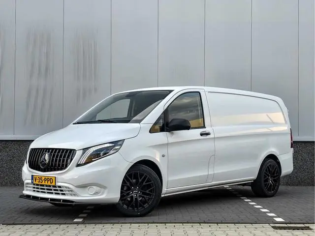 Mercedes-Benz Vito 114 CDI Lang | Trekhaak 2500 | Carplay | Stoelverwarming | Adaptive Cruise | Acht...