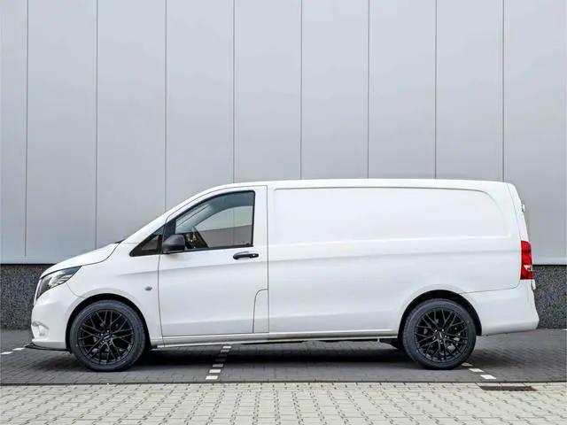 Mercedes-Benz Vito 114 CDI Lang | Trekhaak 2500 | Carplay | Stoelverwarming | Adaptive Cruise | Acht...