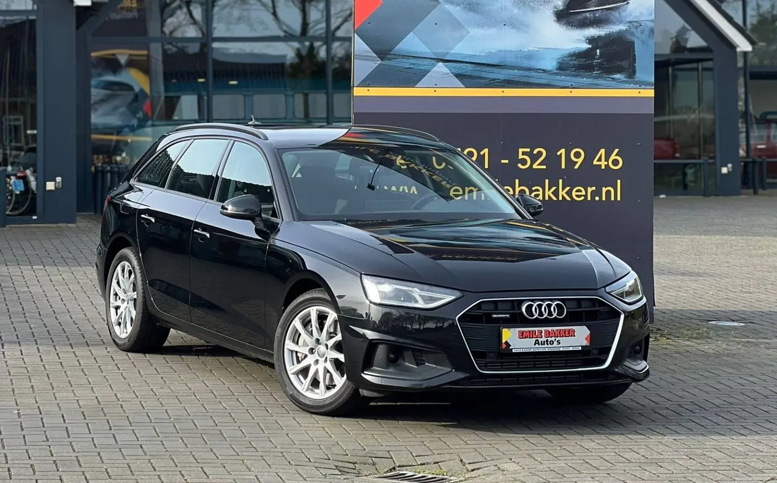 audi-a4-geleverd-aan-ynze-uit-sellingen