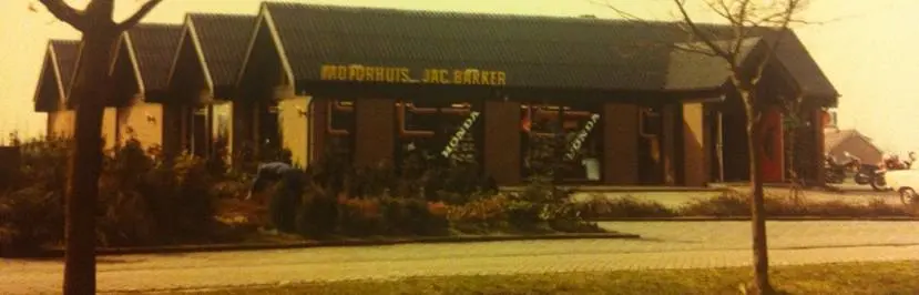 historie-motorhuis-bakker
