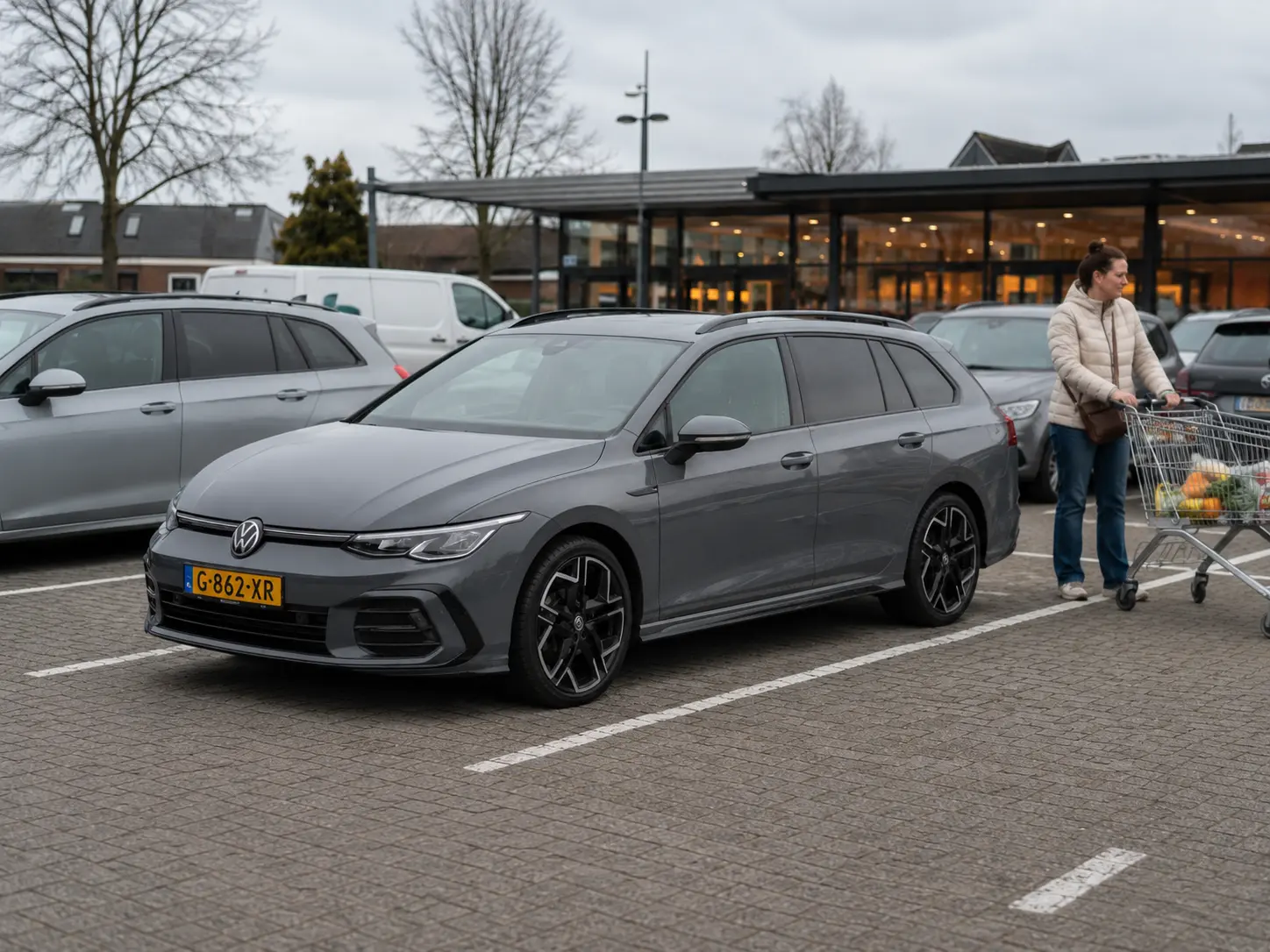 volkswagen-golf-stationwagen