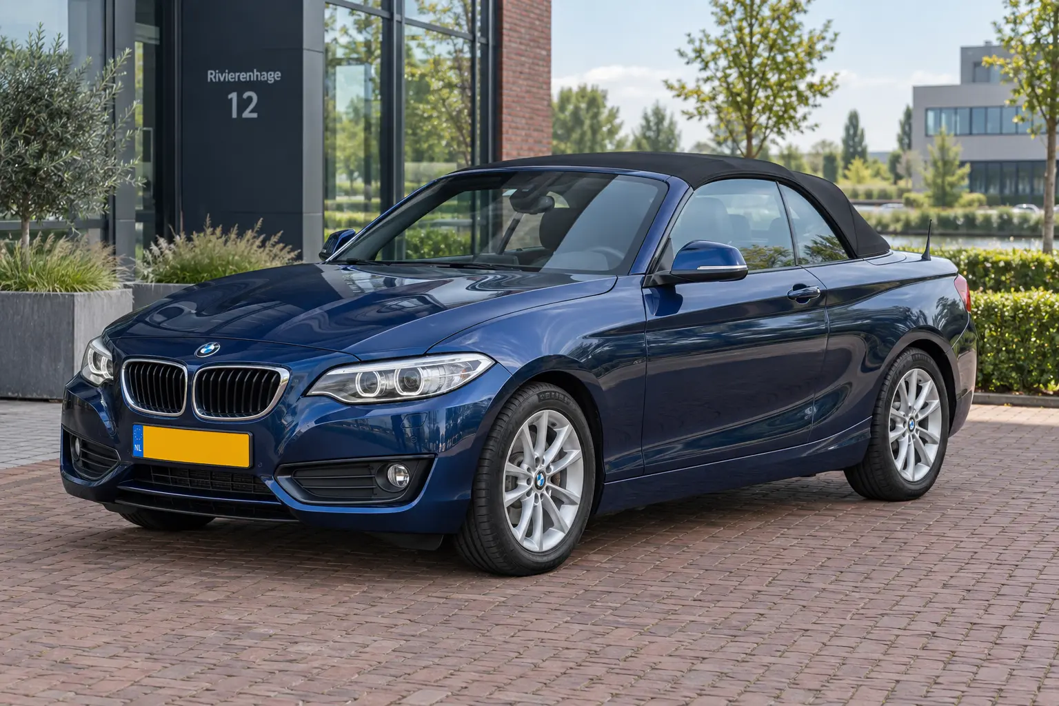 BMW 2 Serie Cabrio: open rijden met een 218i of 220i occasion