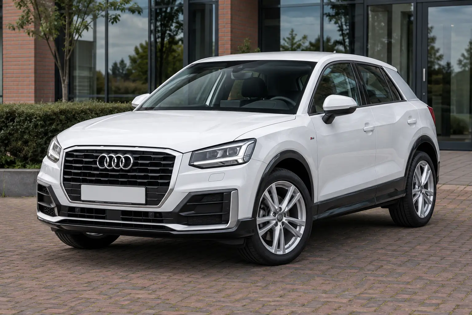 audi-q2-s-line-cover