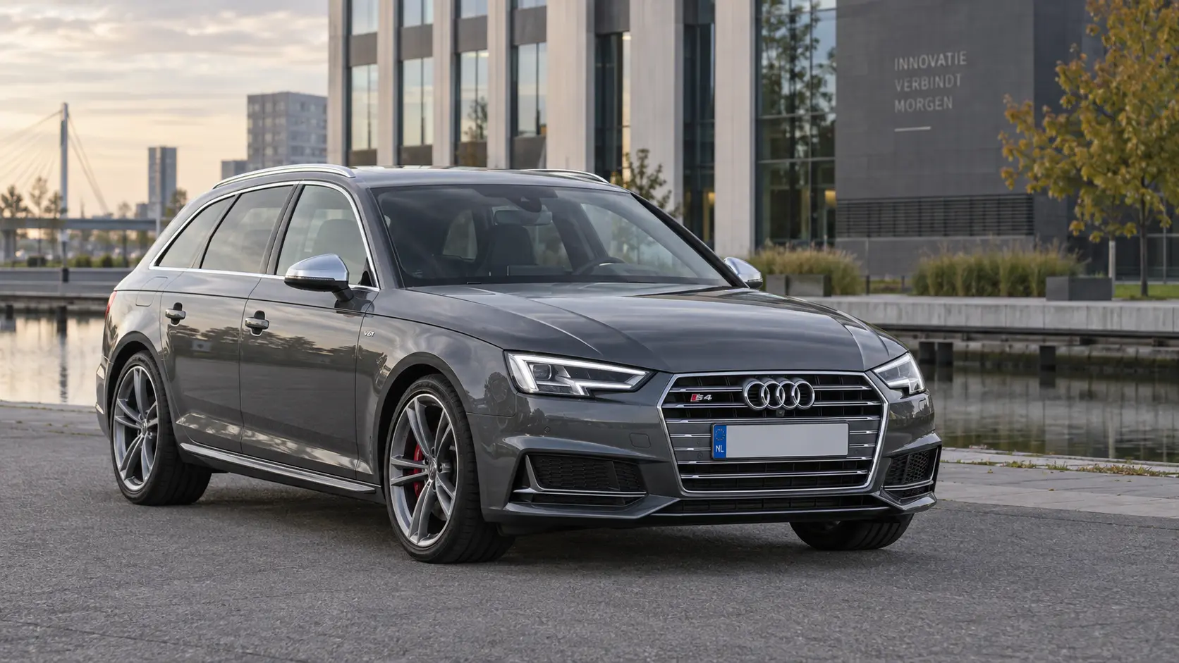 Audi S4 Avant: TFSI of TDI voor jouw werkweek?