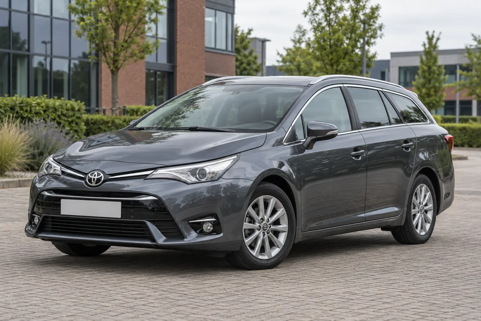 avensis-cover