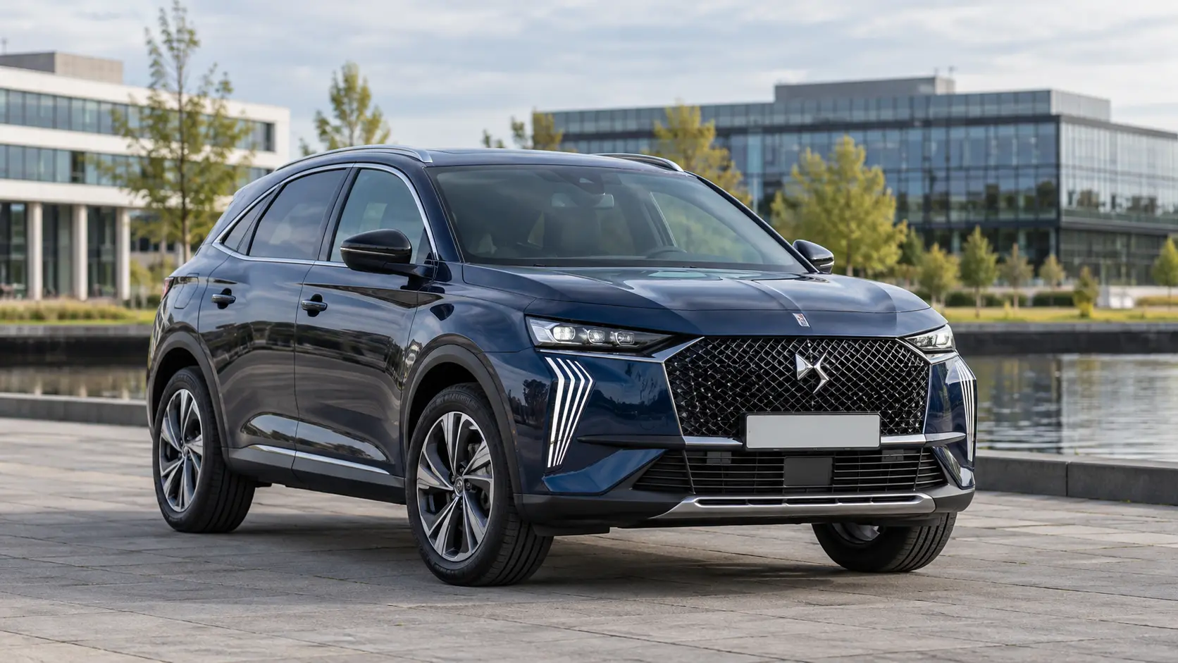 DS 7 E-TENSE 4x4 360: sportieve techniek en het complete aankoopbudget