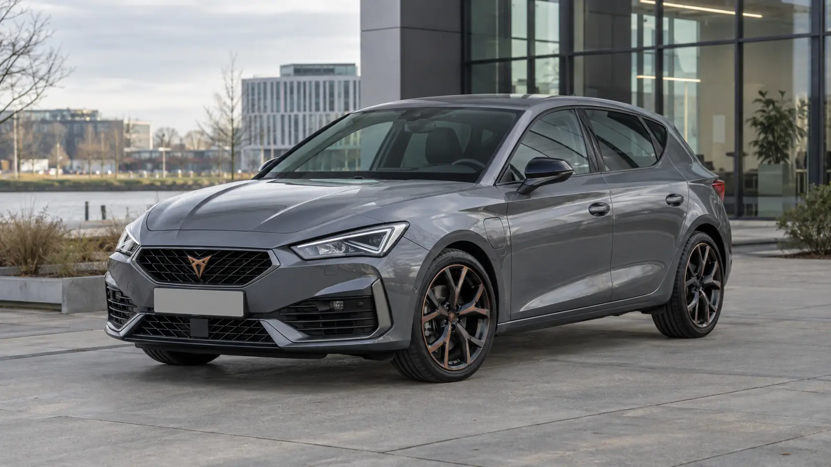 CUPRA Leon e-Hybrid: de 1.4 en 1.5 kiezen op jouw laadweek