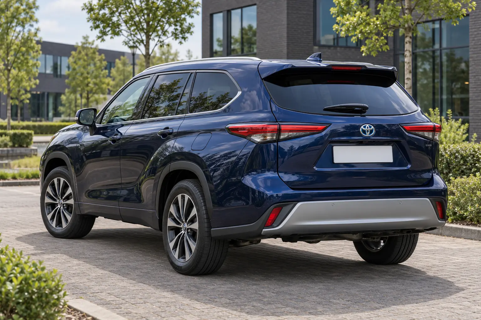 Toyota Highlander als 7-zitter: ruimte en Premium-uitrusting kiezen