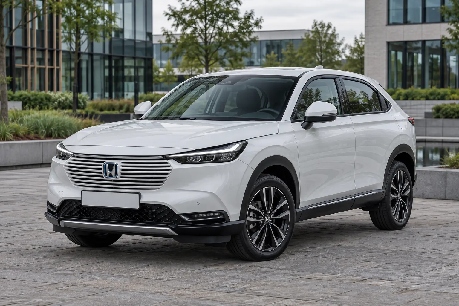 Honda HR-V: oudere benzineautomaat of e:HEV kiezen?