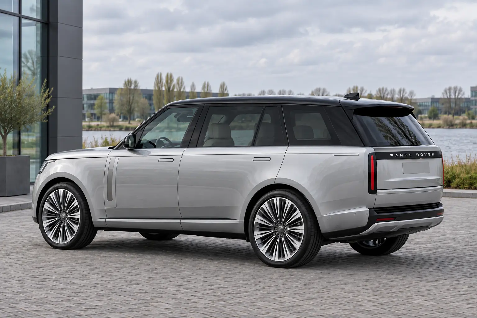 Range Rover LWB, zevenzits of SV: wielbasis en stoelconfiguratie kiezen