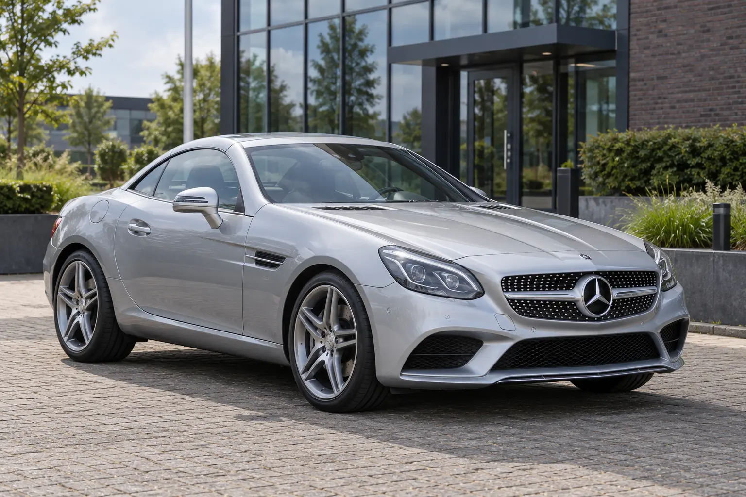 Mercedes-AMG SLC 43 of SLK 55 AMG: V6-biturbo of atmosferische V8?