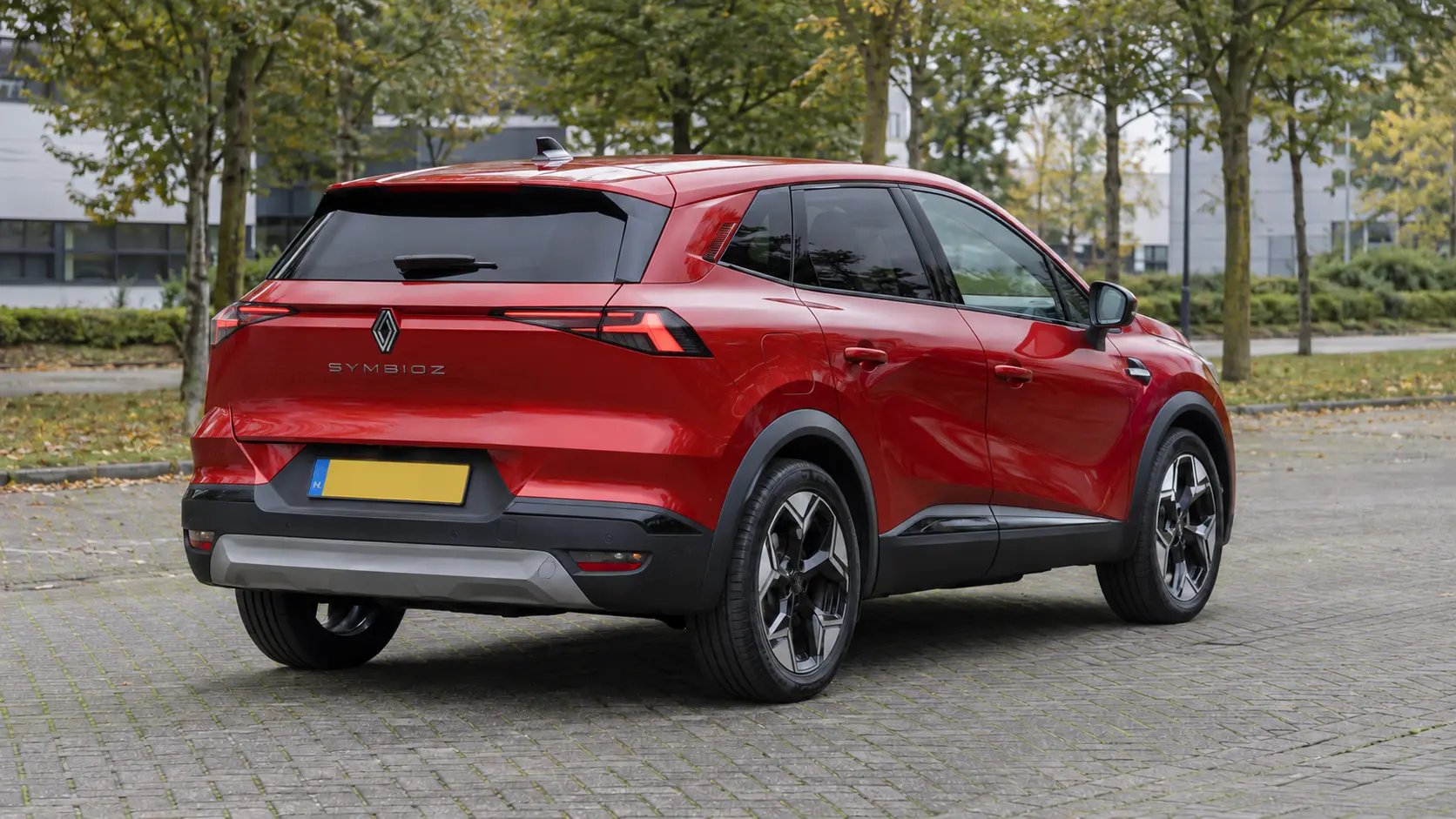 Renault Symbioz mild hybrid 140 EDC: automaat en occasion vergelijken