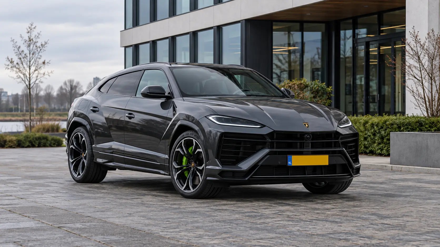 Lamborghini Urus SE: plug-inhybride rijden en financieren