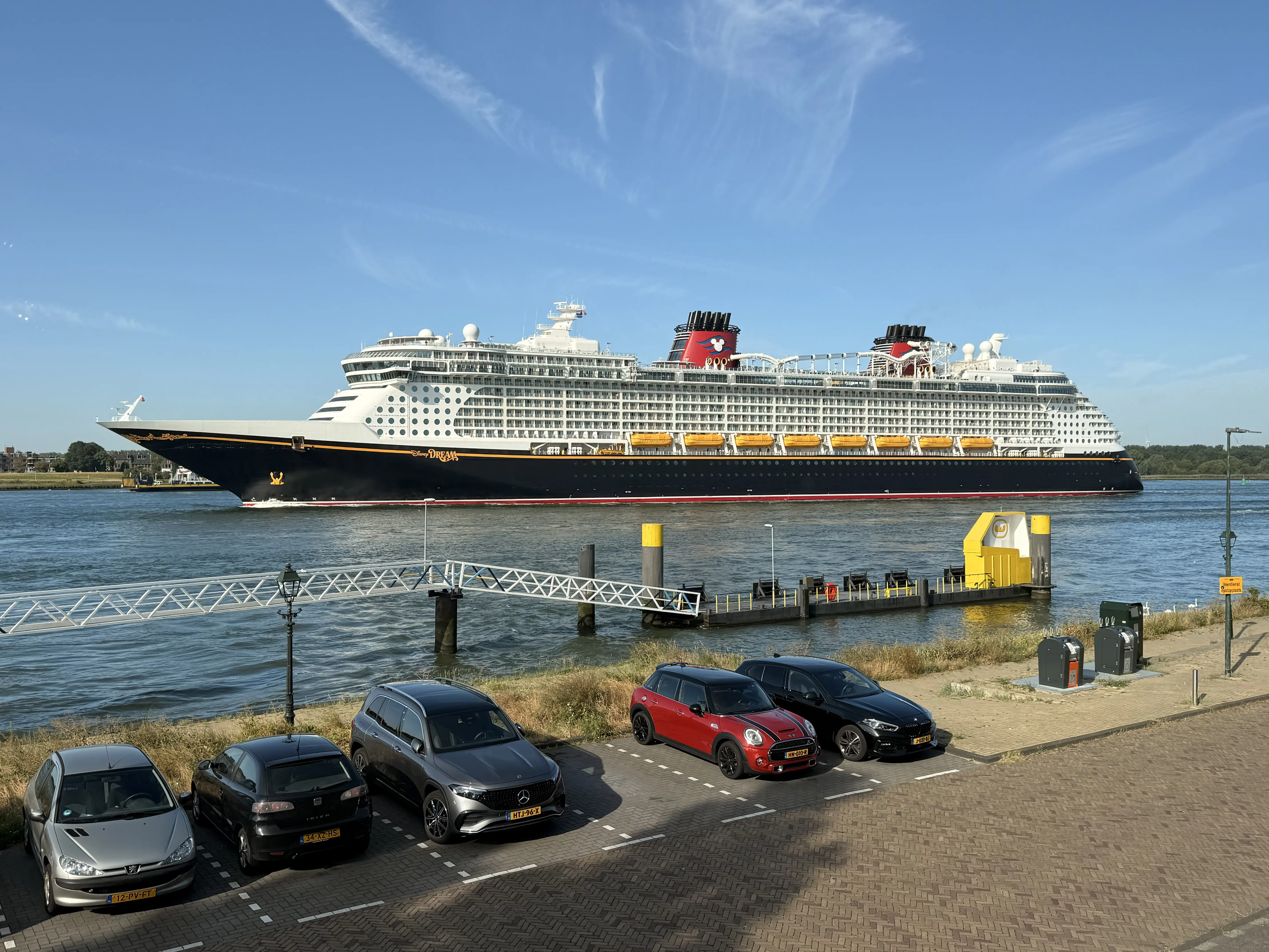 de-maas-cruiseschip