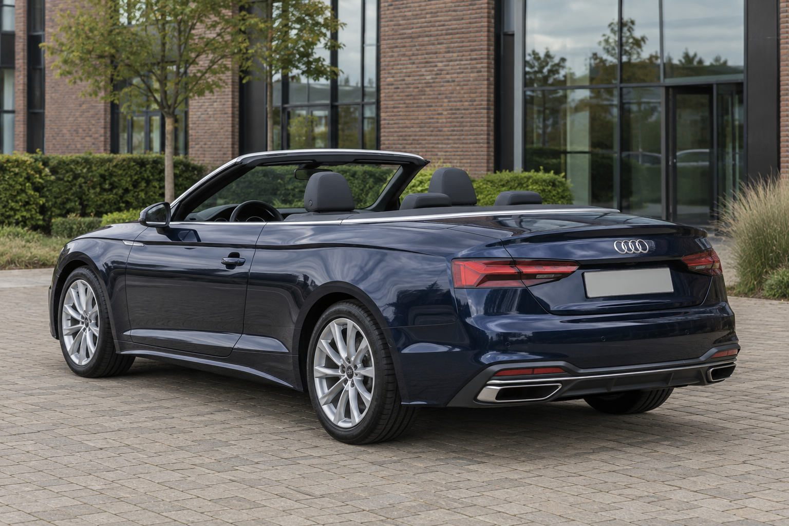 Audi A5 Cabriolet vanuit de achterste driekwarthoek
