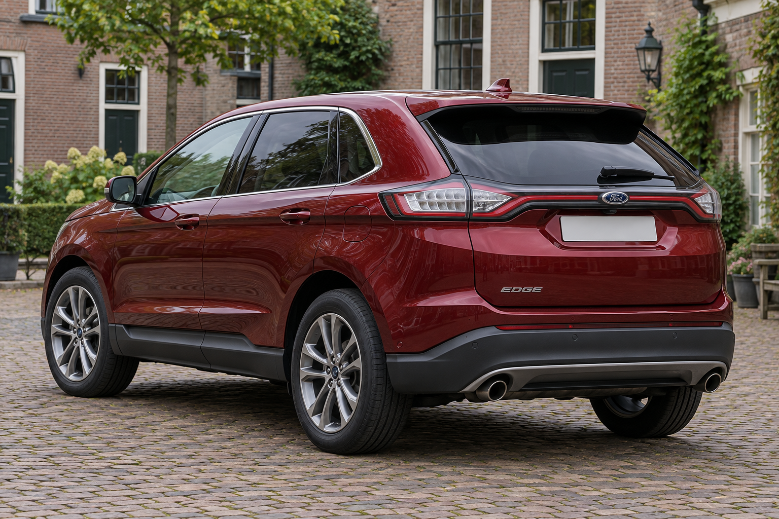 Ford Edge van achteren als algemene modelillustratie