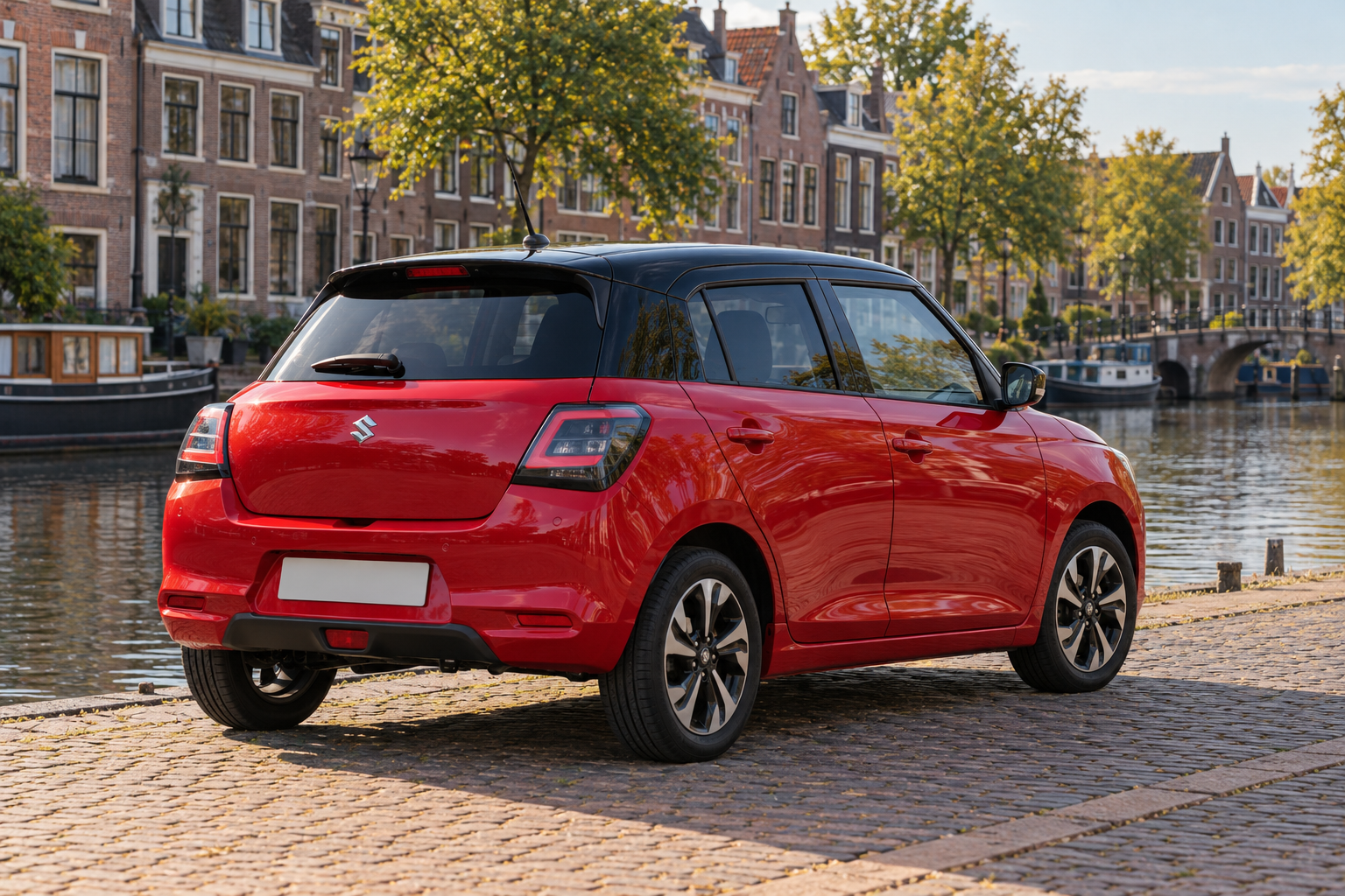 Gewone oudere Swift ter vergelijking, dit is geen Swift Sport